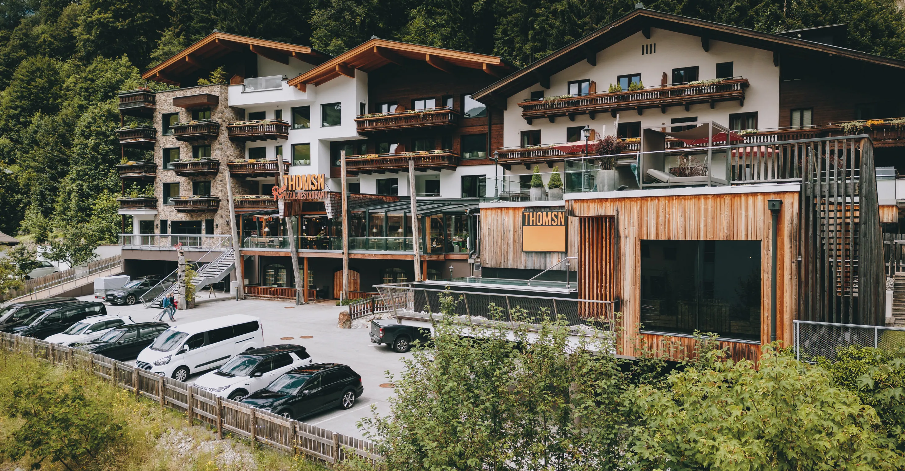 Thomsn-Sommer-Aussen-07-24-0004